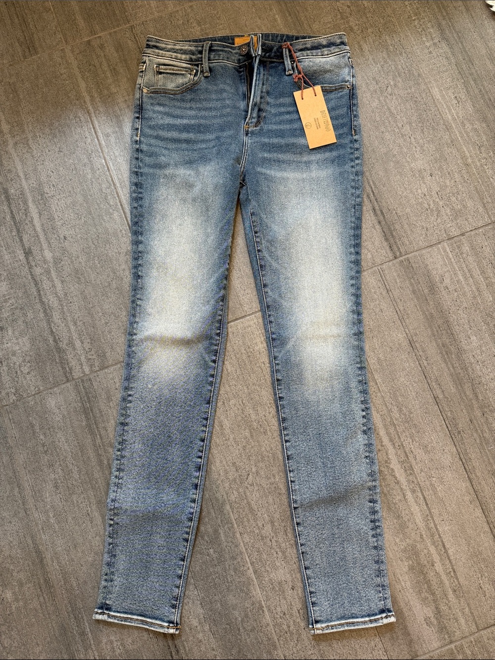 DRIFTWOOD Women’s Skinny Jeans 27 in Light Blue Fade